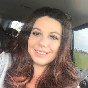 Meet your Posher, Monique